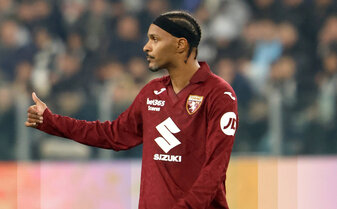 Valentino Lazaro Valentino Lazaro