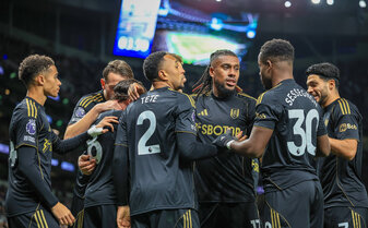 premier-league-tottenham-hotspur-fc-fulham-1-2-torjubel