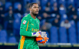 Mike Maignan Mike Maignan