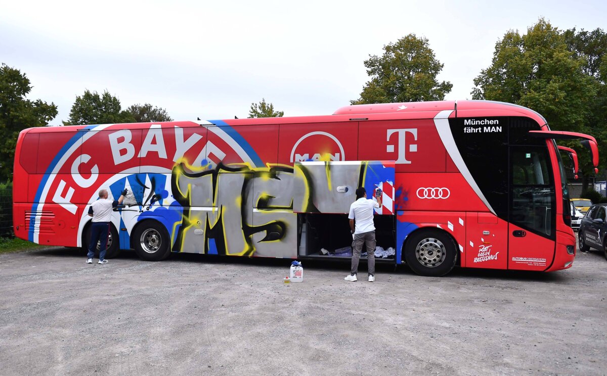 Storage Mit's Bayern-Bus mit