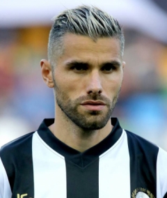 Foto von Valon Behrami