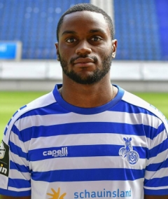 Foto von Arnold Budimbu