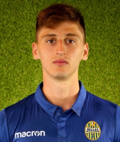 Foto von Marash Kumbulla