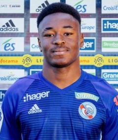 Foto von Mohamed Simakan