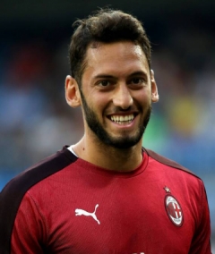 Foto von Hakan Çalhanoğlu (Hakan Çalhanoğlu)