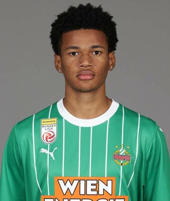 Foto von Fally Mayulu