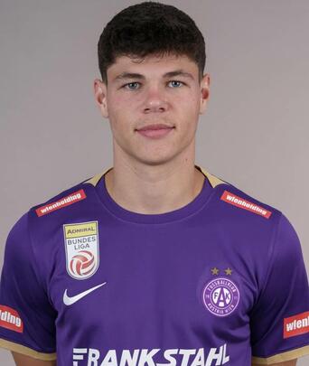 Profilbild: Luca Pazourek
