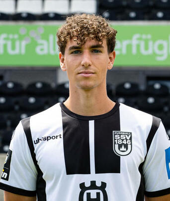 Profilbild: Lukas Ahrend