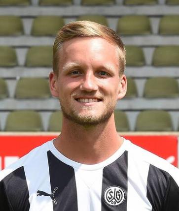 Profilbild: Adrian Schneider