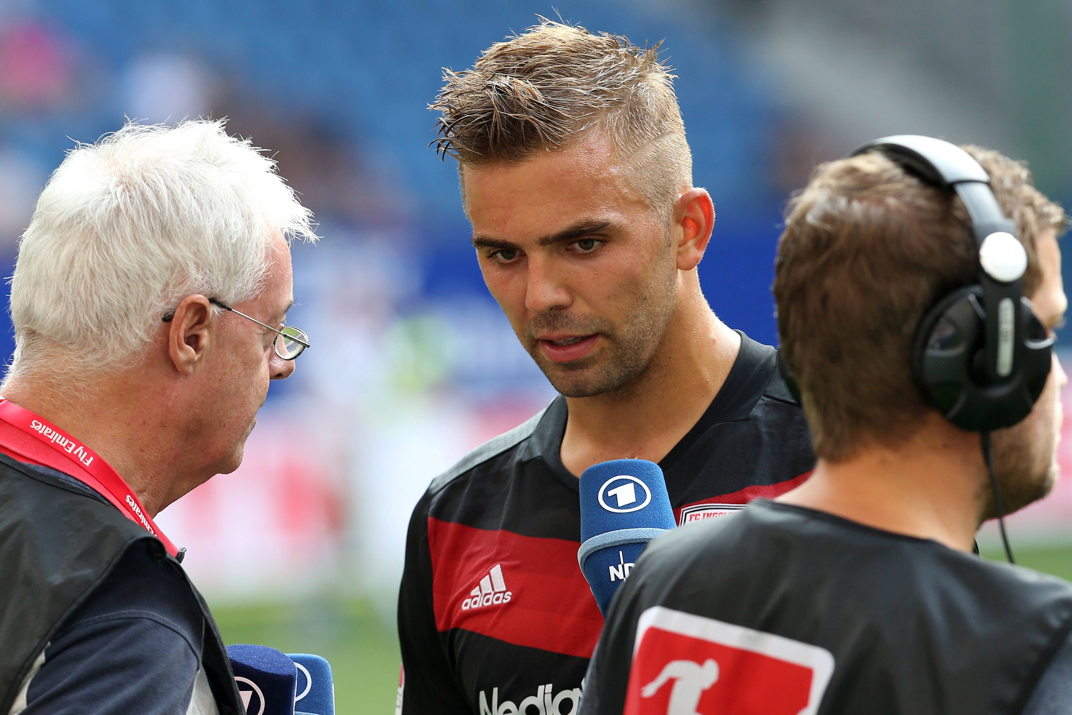 Lukas Hinterseer, Hamburger SV, über Erfahrung mit ,,Geisterspielen". 