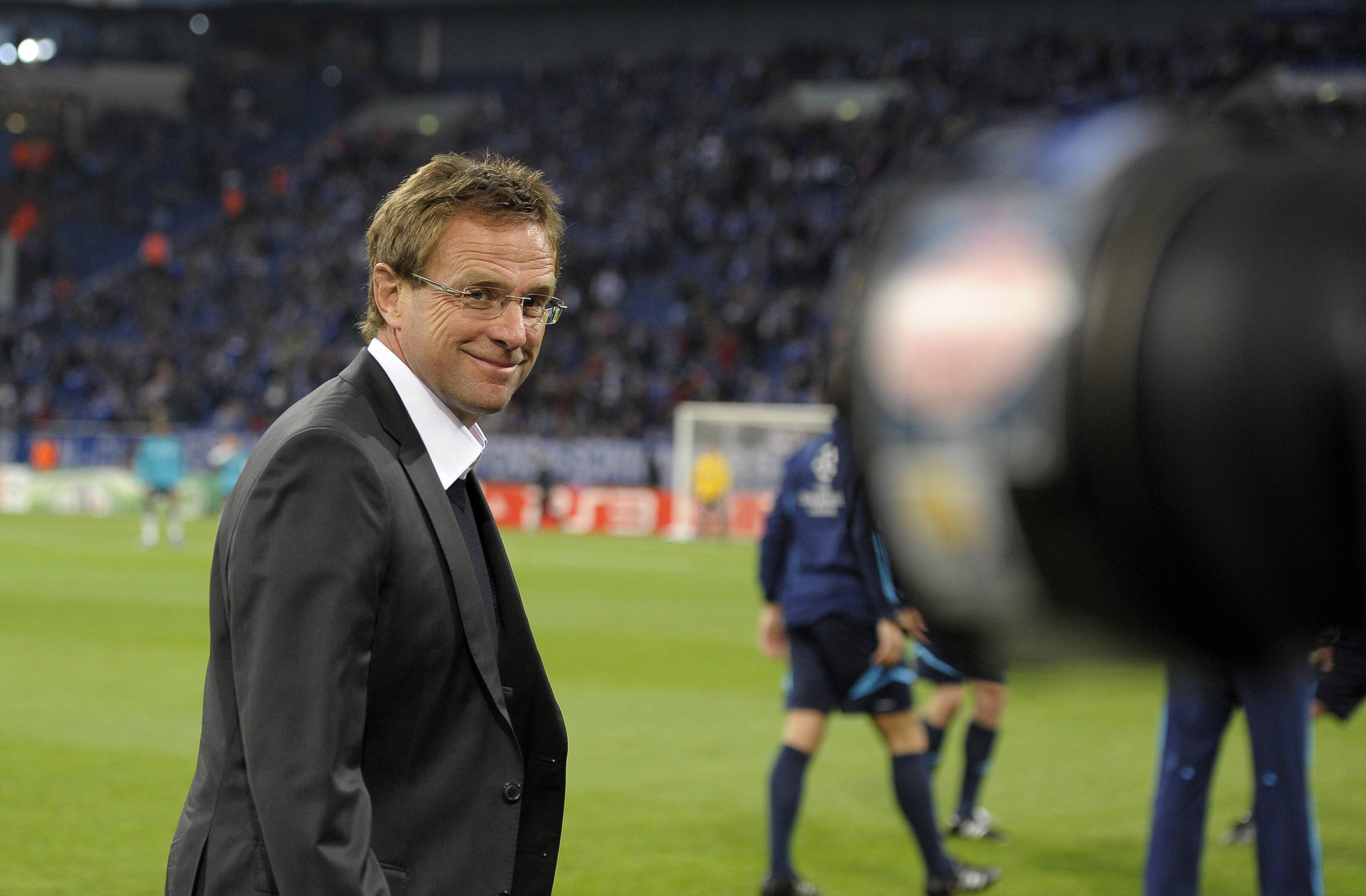 Der Grippe geschwächte Ralf Rangnick zu den Platzverweisen für die HSV-Trainer Pagelsdorf und Reutershahn