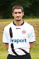 Doppelpack mit Schönheitsfehler:
<br>Nikos Liberopoulos