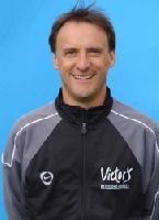Letztes Jahr noch in der Zweiten Liga, nun in die Oberliga abgestiegen:
<br>Saarbrückens Trainer Didier Philippe