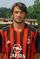 Rekordspieler der Serie A mit 571 Spielen: Paolo Maldini