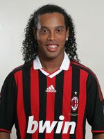 Hatte in dieser Saison wenig Grund zum Lachen, rettete Milan aber einen Punkt bei Atalanta: Ronaldinho